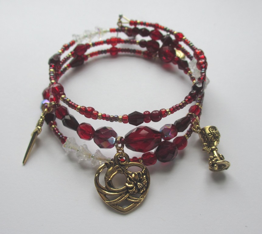 Inspired by… Cavalleria Rusticana – The Turiddu’s Fate Bracelet. 