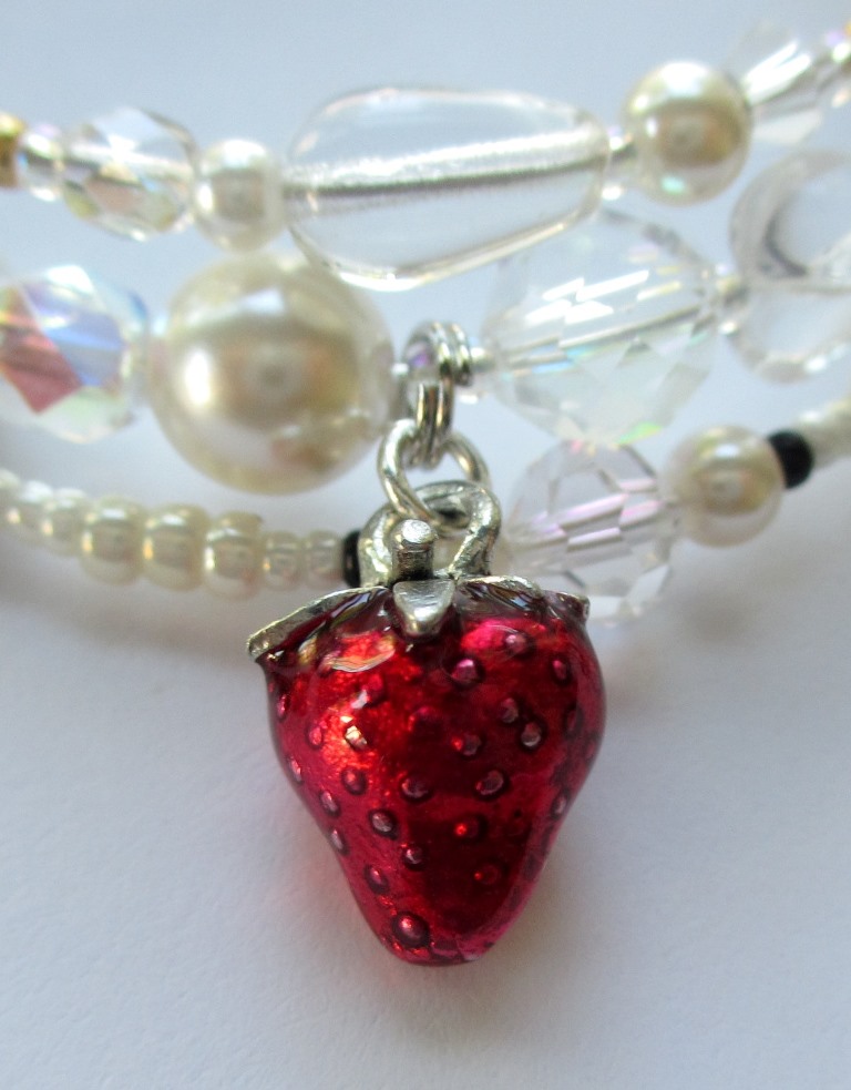 Strawberry detail, Desdemona Bracelet